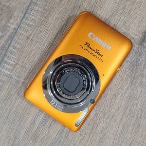 Canon PowerShot ELPH 100 HS Camera
